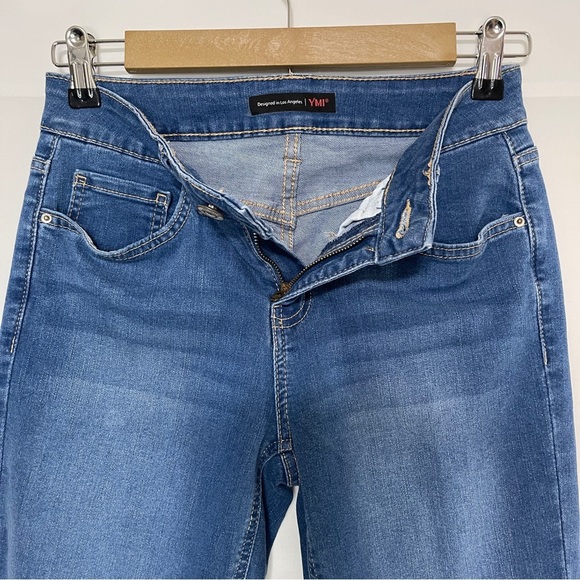 YMI Flare Jeans Women’s 3/26 Medium Wash Denim Back Flap Button Pockets - Picture 8 of 16